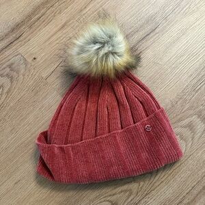Lululemon Pom Pom Hat